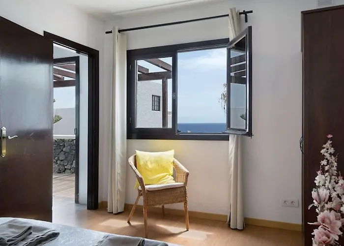 Semesterbostad Playa Marina Ocean View Eco *